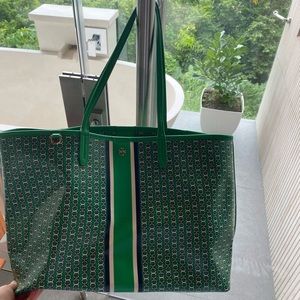 tory burch tote